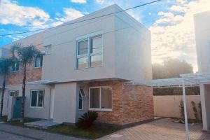 Casa em Condomínio à venda com 188m², 3 dormitórios, 1 suíte, 2 vagas no bairro Vila Nova em Porto Alegre - Foto 3