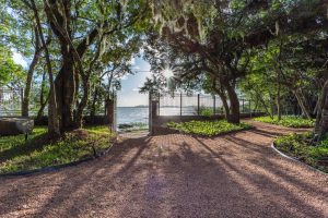 Casa em Condomínio à venda com 494m², 3 dormitórios, 3 suítes, 3 vagas no bairro Pedra Redonda em Porto Alegre - Foto 15