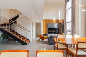 Cobertura à venda com 182m², 3 dormitórios, 2 suítes, 3 vagas no bairro Menino Deus em Porto Alegre - Foto 3