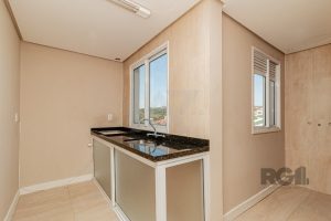 Apartamento à venda com 70m², 2 dormitórios, 1 suíte, 1 vaga no bairro Jardim Sabará em Porto Alegre - Foto 7
