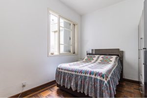 Apartamento à venda com 85m², 2 dormitórios, 1 vaga no bairro Petrópolis em Porto Alegre - Foto 8