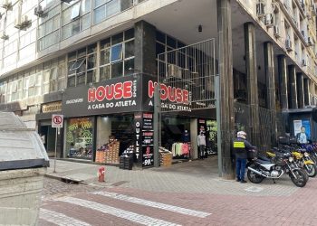 Loja à venda com 255m² no bairro Centro Histórico em Porto Alegre