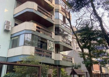 Apartamento à venda com 127m², 3 dormitórios, 1 suíte, 1 vaga no bairro Bela Vista em Porto Alegre