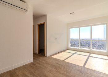 Apartamento à venda com 59m², 2 dormitórios, 1 suíte, 1 vaga no bairro Petrópolis em Porto Alegre