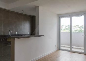 Apartamento à venda com 50m², 2 dormitórios, 1 vaga no bairro Glória em Porto Alegre
