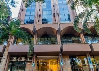 Sala Comercial à venda com 37m² no bairro Auxiliadora em Porto Alegre