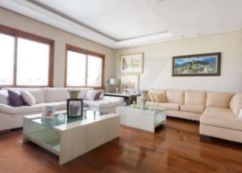 Cobertura com 336m², 3 dormitórios, 1 suíte, 3 vagas no bairro Rio Branco em Porto Alegre