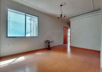 Apartamento com 93m², 3 dormitórios no bairro Santana em Porto Alegre