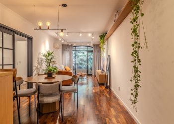 Apartamento à venda com 109m², 3 dormitórios, 2 suítes, 1 vaga no bairro Petrópolis em Porto Alegre