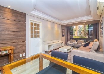 Apartamento com 71m², 2 dormitórios, 1 vaga no bairro Higienópolis em Porto Alegre