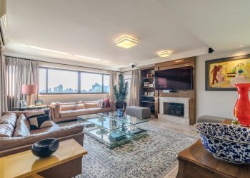 Apartamento à venda com 167m², 3 dormitórios, 3 suítes, 3 vagas no bairro Bela Vista em Porto Alegre