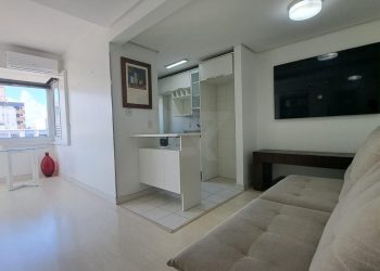 Apartamento à venda com 47m², 1 dormitório, 1 suíte, 2 vagas no bairro Cidade Baixa em Porto Alegre
