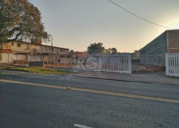 Terreno à venda com 1.248m² no bairro Vila Jardim em Porto Alegre