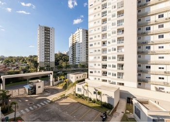 Apartamento à venda com 53m², 2 dormitórios, 1 suíte, 1 vaga no bairro Jardim Carvalho em Porto Alegre