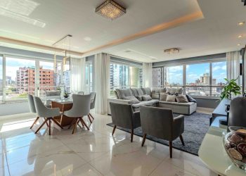 Apartamento à venda com 105m², 3 dormitórios, 1 suíte, 3 vagas no bairro Boa Vista em Porto Alegre