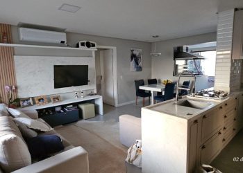 Apartamento à venda com 102m², 3 dormitórios, 1 suíte, 1 vaga no bairro Santana em Porto Alegre