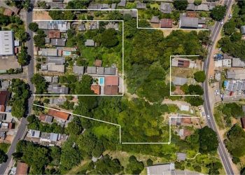 Terreno à venda com 10.247m² no bairro Vila Nova em Porto Alegre