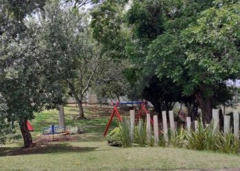 Terreno à venda com 300m² no bairro Aberta dos Morros em Porto Alegre