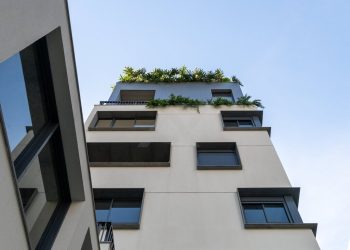 Apartamento à venda com 123m², 2 dormitórios, 2 suítes, 2 vagas no bairro Auxiliadora em Porto Alegre