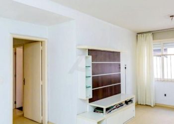 Apartamento à venda com 100m², 3 dormitórios, 1 suíte, 1 vaga no bairro Moinhos de Vento em Porto Alegre