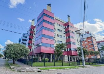 Apartamento à venda com 123m², 3 dormitórios, 1 suíte, 2 vagas no bairro Jardim Lindóia em Porto Alegre