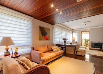 Apartamento à venda com 157m², 3 dormitórios, 1 suíte, 2 vagas no bairro Rio Branco em Porto Alegre