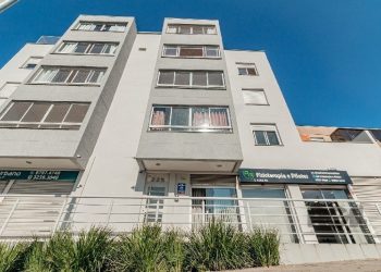 Apartamento à venda com 70m², 2 dormitórios, 1 suíte, 1 vaga no bairro Jardim Sabará em Porto Alegre