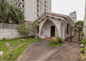 Terreno à venda com 562m² no bairro Menino Deus em Porto Alegre