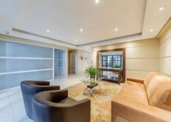 Cobertura com 155m², 2 dormitórios, 2 suítes, 2 vagas no bairro Auxiliadora em Porto Alegre