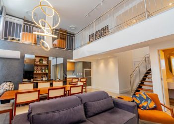 Cobertura à venda com 182m², 3 dormitórios, 2 suítes, 3 vagas no bairro Menino Deus em Porto Alegre