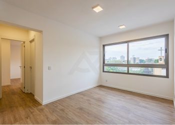 Apartamento com 61m², 2 dormitórios, 1 suíte, 1 vaga no bairro Passo da Areia em Porto Alegre