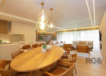 Apartamento à venda com 151m², 3 dormitórios, 3 suítes, 3 vagas no bairro Menino Deus em Porto Alegre