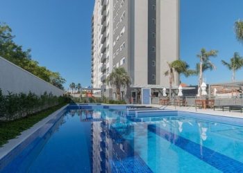 Apartamento à venda com 62m², 2 dormitórios, 1 suíte, 1 vaga no bairro Navegantes em Porto Alegre