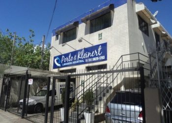Prédio Comercial com 150m² no bairro São Geraldo em Porto Alegre