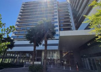 Salas/Conjuntos à venda com 113m² no bairro Cristo Redentor em Porto Alegre