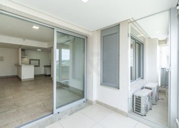 Apartamento com 53m², 1 dormitório, 1 suíte, 1 vaga no bairro Petrópolis em Porto Alegre